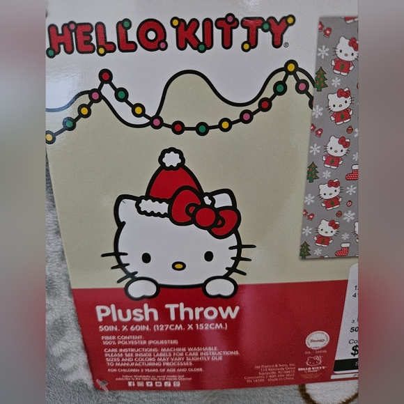 Hello Kitty Christmas Plush Throw Blanket - Picture 3 of 4